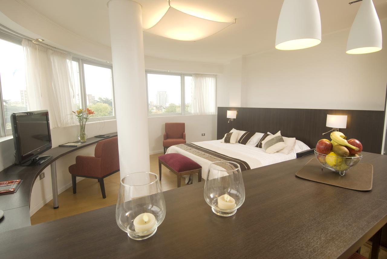 Plaza Suites Campana Eksteriør billede
