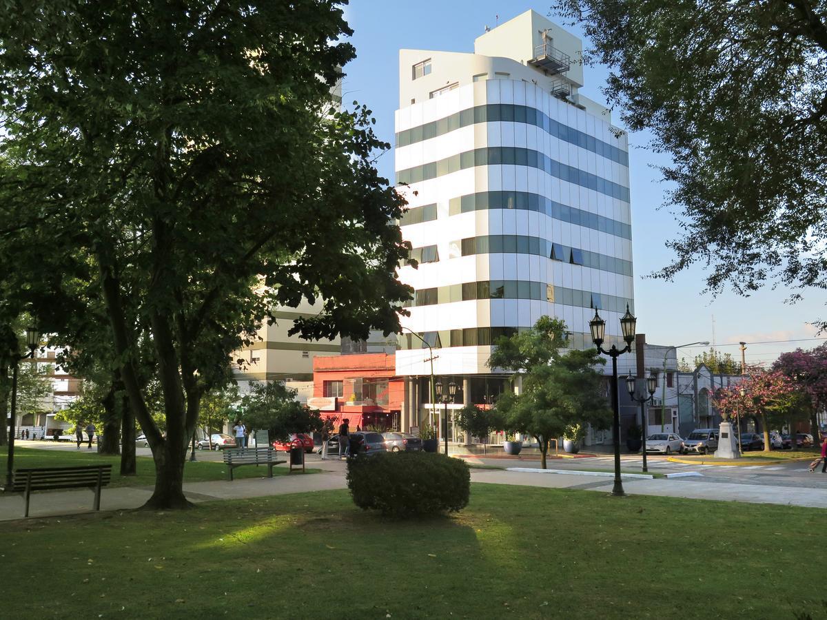 Plaza Suites Campana Eksteriør billede