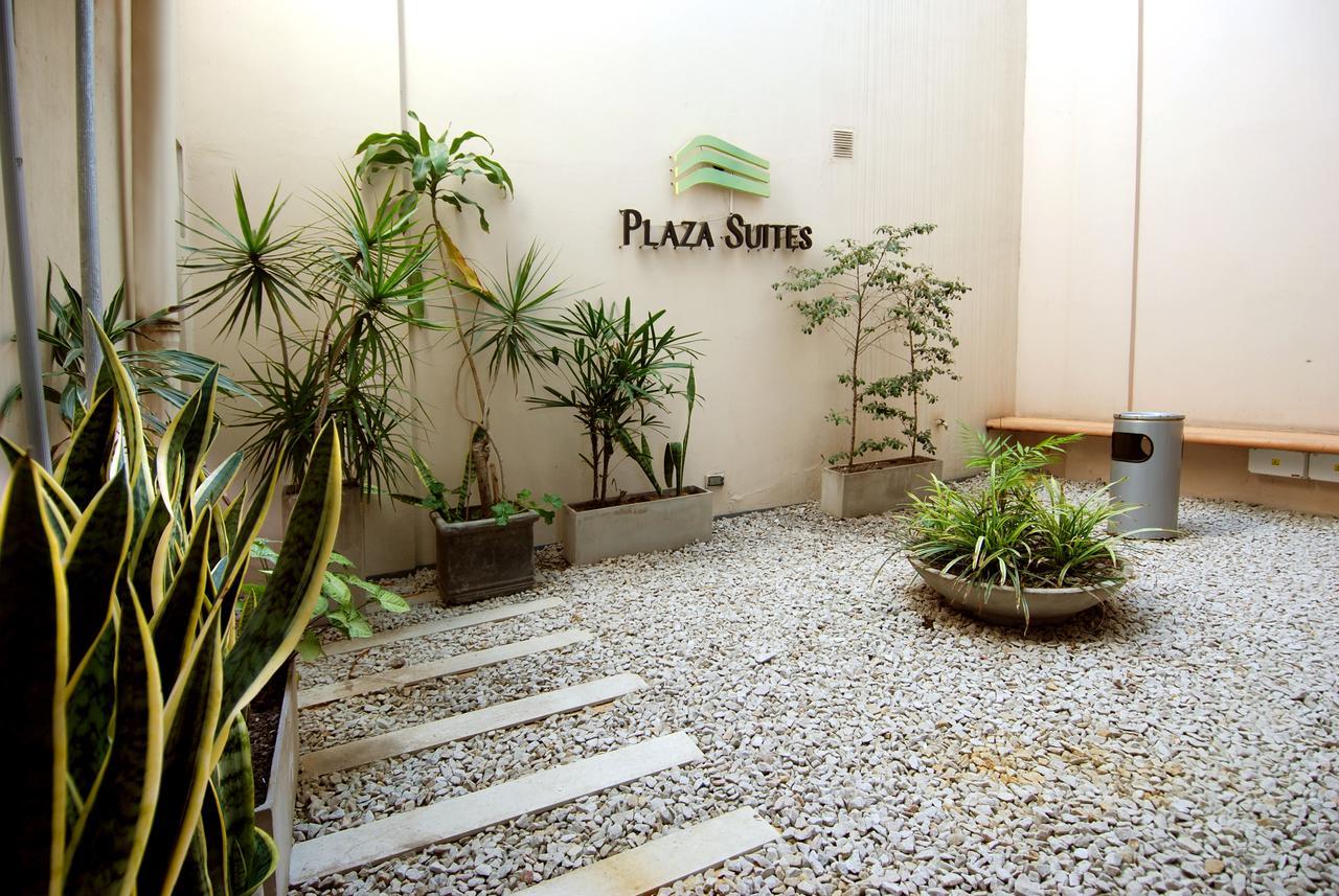 Plaza Suites Campana Eksteriør billede